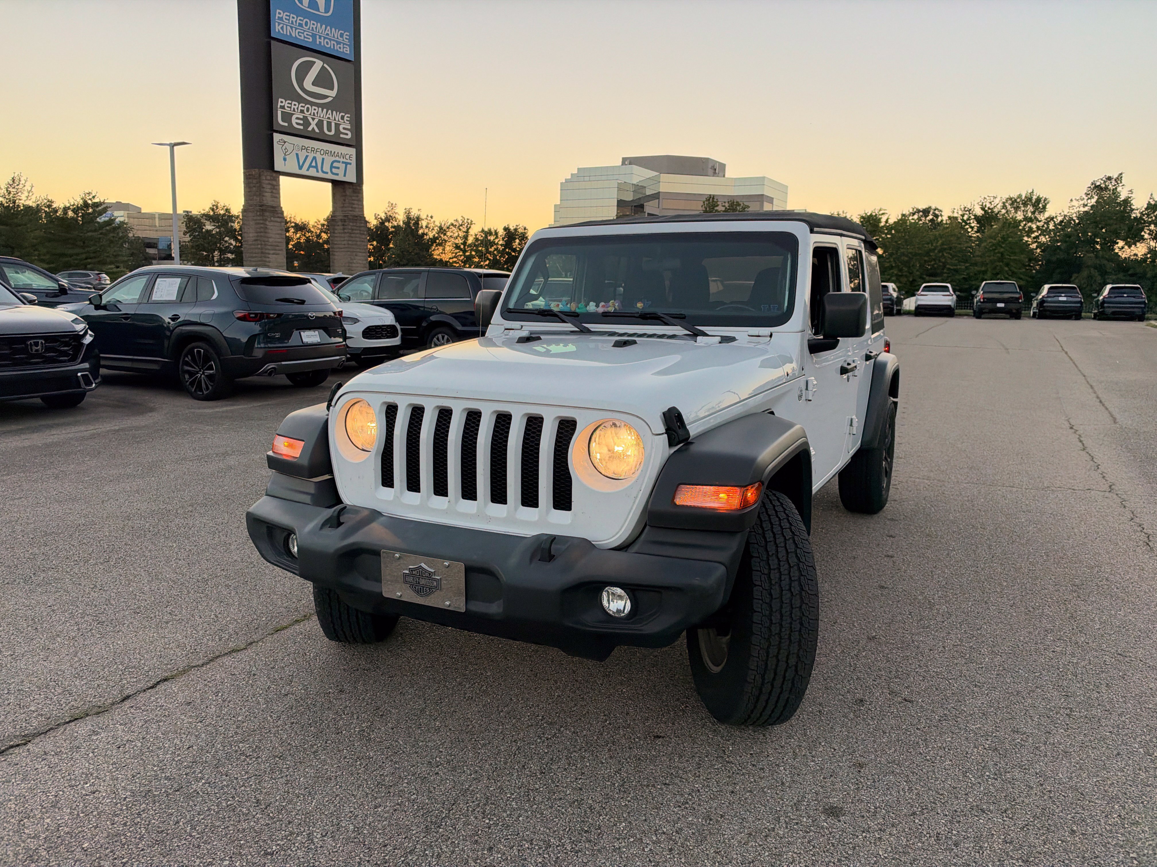 Used 2021 Jeep Wrangler Unlimited Sport AWD/4WD image 13