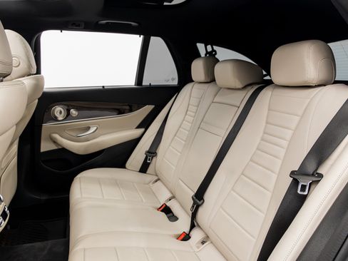 Used 2023 Mercedes-Benz E 450 4MATIC All-Terrain Wagon image 33