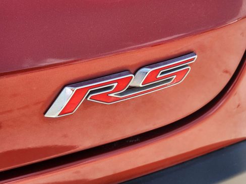 Used 2024 Chevrolet Trax RS FWD image 13