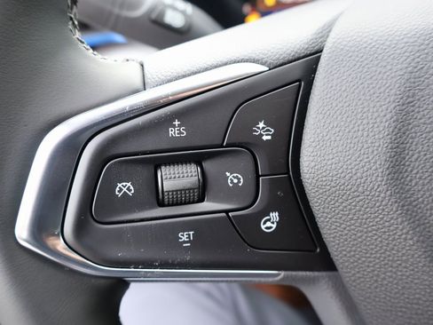 New 2026 Chevrolet Trax LT w/ Driver Confidence Package image 16