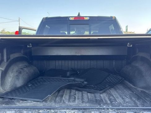 Used 2021 RAM 1500 Laramie AWD/4WD image 11