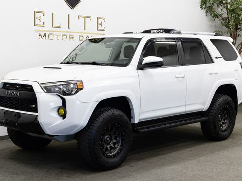Used 2017 Toyota 4Runner TRD Pro image 1
