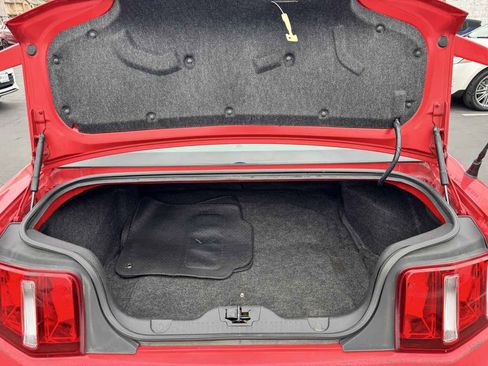 Used 2010 Ford Mustang Premium RWD image 26