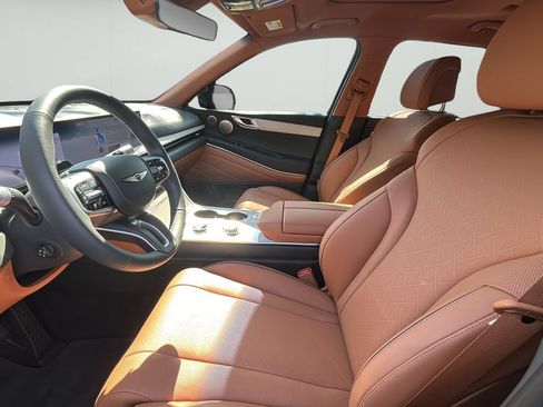 Certified 2026 Genesis GV80 3.5T Advanced AWD/4WD image 14