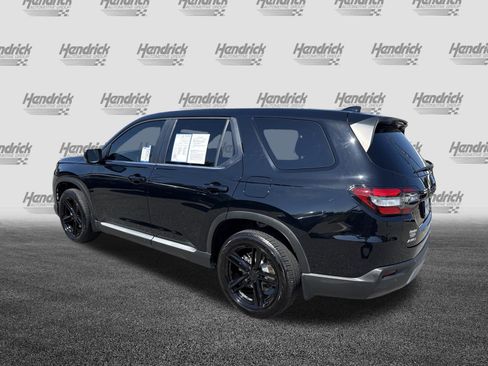 Certified 2025 Honda Pilot EX-L image 8