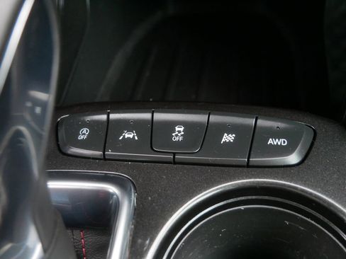 Used 2023 Chevrolet TrailBlazer RS w/ Convenience Package AWD/4WD image 22