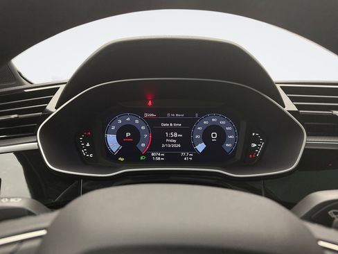 Used 2025 Audi Q3 2.0T Premium image 13