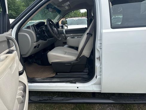 Used 2012 Chevrolet Silverado 2500 W/T AWD/4WD image 11