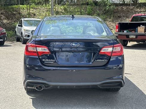 Used 2018 Subaru Legacy 2.5i Premium AWD/4WD image 4
