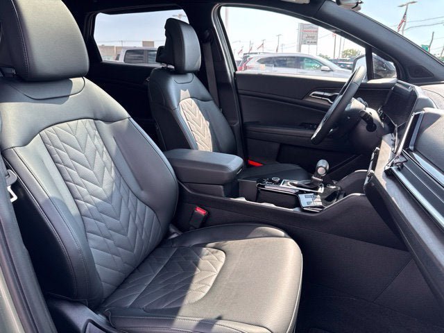 Used 2024 Kia Sportage X-Line w/ X-Line Premium Package AWD/4WD image 31