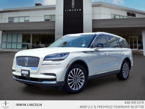 Certified 2023 Lincoln Aviator AWD w/ Premium Package image 1