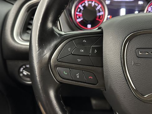 Used 2021 Dodge Challenger SXT image 21