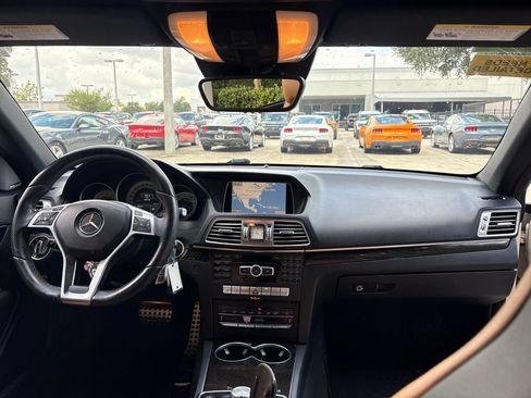 Used 2015 Mercedes-Benz E 400 Cabriolet image 7