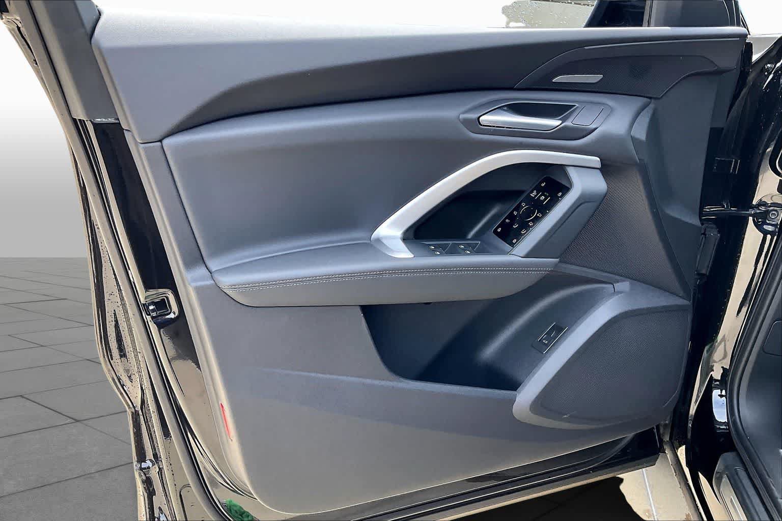 New 2026 Audi Q5 Premium Plus AWD/4WD image 10