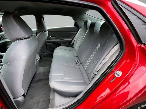 Used 2023 Hyundai Elantra SEL w/ Convenience Package FWD image 16