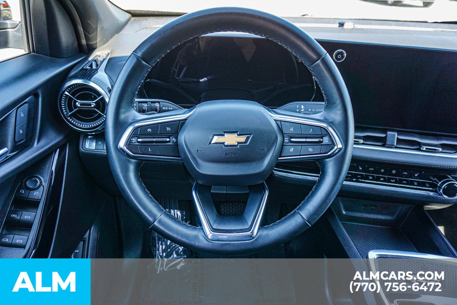 Used 2025 Chevrolet Equinox LT w/ Convenience Package II FWD image 28