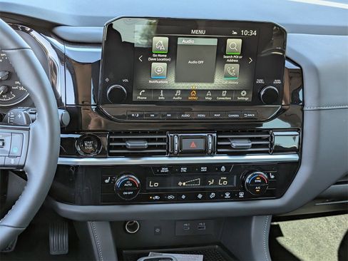 New 2025 Nissan Pathfinder SL image 11