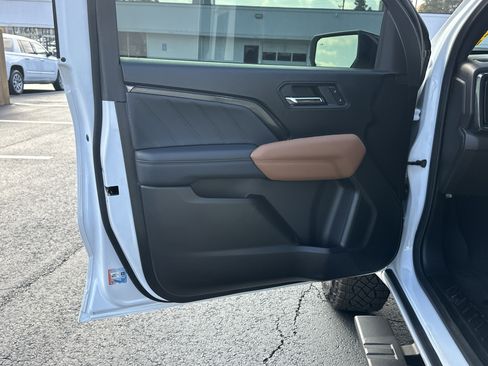 Certified 2024 GMC Canyon AT4 w/ Canyon Safety Plus Package image 10