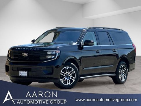 Used 2025 Ford Expedition Max Active AWD/4WD image 1