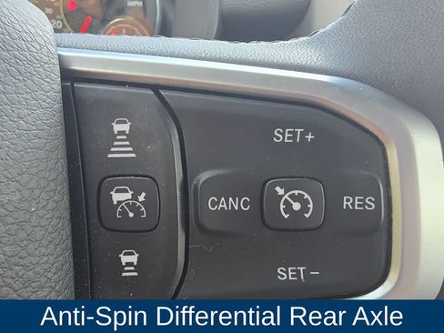 Used 2025 RAM 1500 Big Horn AWD/4WD image 29