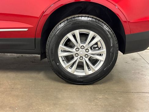 New 2026 Cadillac XT5 Luxury w/ LPO, Floor Liner Package AWD/4WD image 13