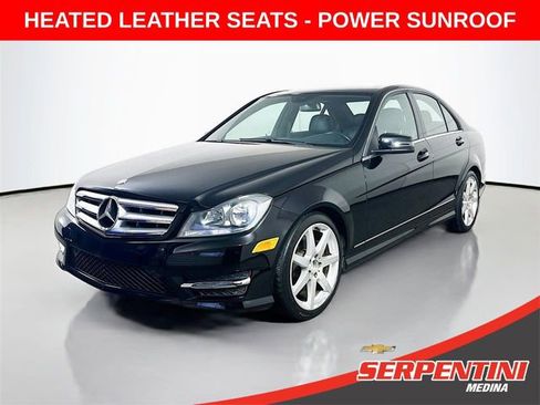 Used 2014 Mercedes-Benz C 300 4MATIC Sedan image 1