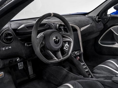 Used 2021 McLaren 765LT image 10