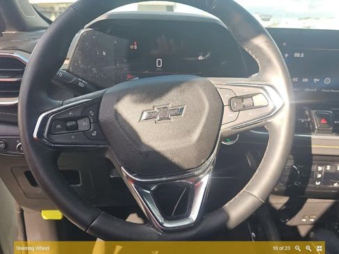 Used 2025 Chevrolet TrailBlazer ACTIV w/ Convenience Package image 9