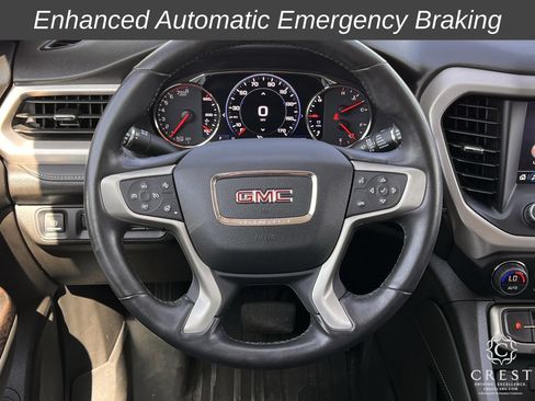 Used 2022 GMC Acadia Denali w/ Denali Technology Package FWD image 12