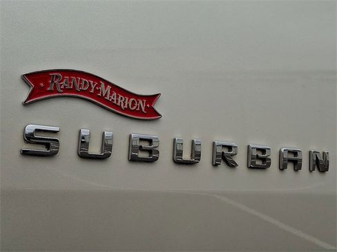 Used 2011 Chevrolet Suburban LTZ image 31