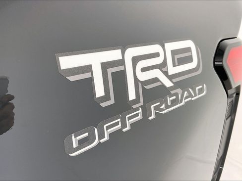 New 2025 Toyota Tacoma TRD Off-Road image 17