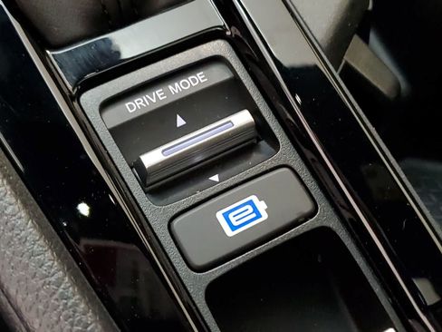 Certified 2023 Honda Accord Sport image 30