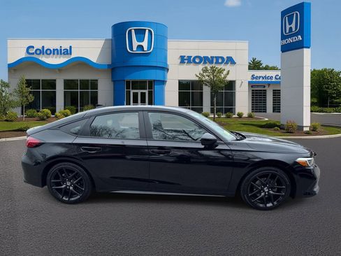 Used 2024 Honda Civic Sport image 8