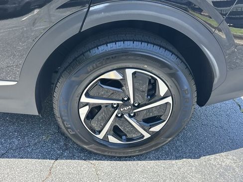 Certified 2023 Kia Sportage LX AWD/4WD image 24