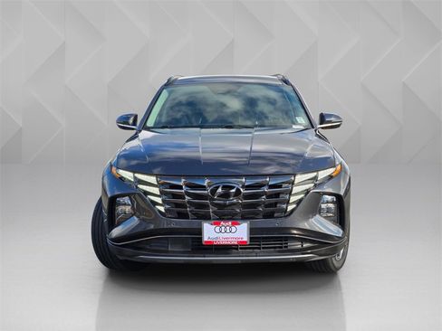 Used 2022 Hyundai Tucson Limited w/ Winter Package image 2