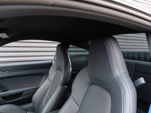 Certified 2024 Porsche 911 Carrera GTS RWD image 25