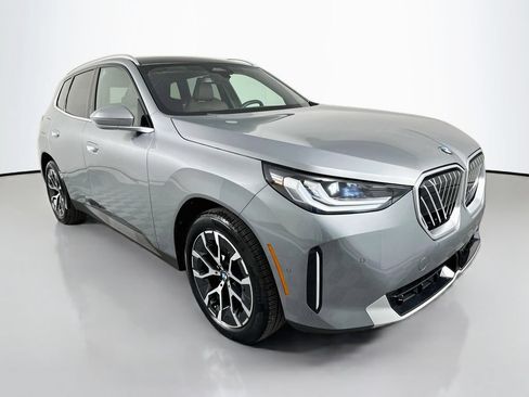 Used 2026 BMW X3 xDrive30i w/ Convenience Package AWD/4WD image 3