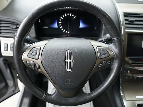 Used 2014 Lincoln MKX AWD w/ Equipment Group 102A image 23