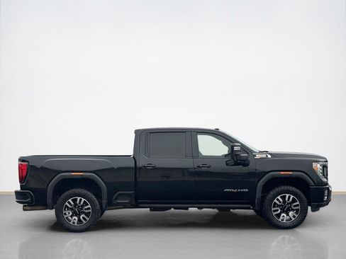 Used 2021 GMC Sierra 2500 AT4 w/ AT4 Premium Plus Package AWD/4WD image 12