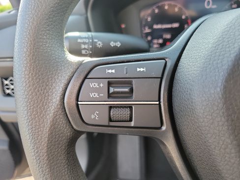 Used 2024 Honda Accord EX image 18