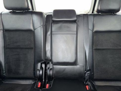 Used 2017 Jeep Grand Cherokee Altitude image 24