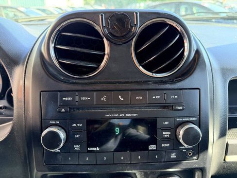Used 2015 Jeep Patriot High Altitude AWD/4WD image 16