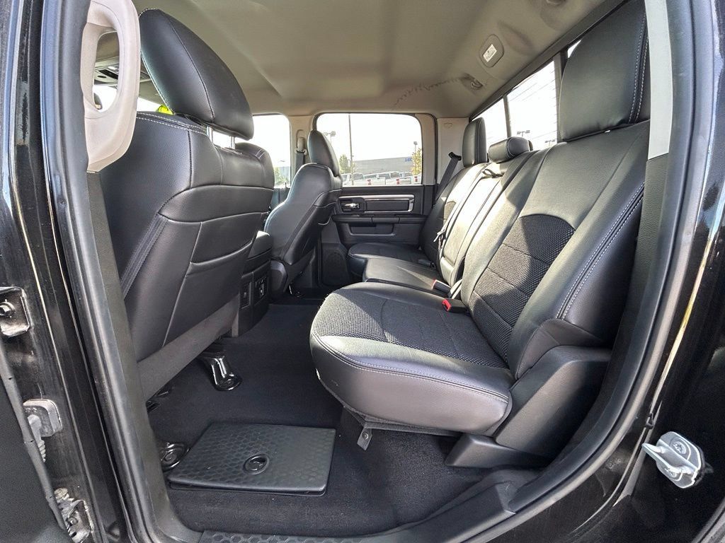 Used 2018 RAM 2500 Big Horn w/ Sport Appearance Group AWD/4WD image 27