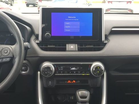 Certified 2024 Toyota RAV4 XLE AWD/4WD image 18