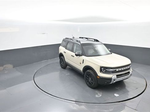 New 2025 Ford Bronco Sport Badlands w/ Badlands Tech Package image 18