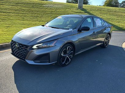 Used 2024 Nissan Altima 2.5 SR