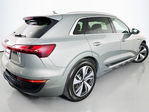 Used 2024 Audi Q8 e-tron Premium AWD/4WD image 14