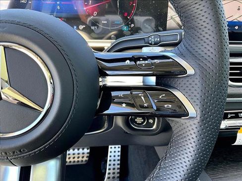 New 2026 Mercedes-Benz GLS 450 4MATIC image 21