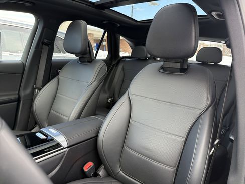 Used 2026 Mercedes-Benz GLC 300 4MATIC image 10