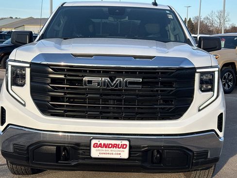 Used 2024 GMC Sierra 1500 Pro w/ Trailering Package image 3